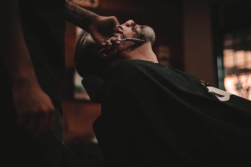 Cape and Blade barbershop identity and mobile website concept